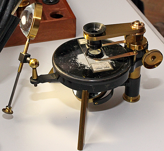 Huxley’s dissecting microscope