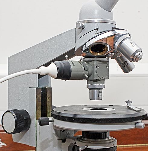 Lomo microscope with Beck epi-illumination adapter
